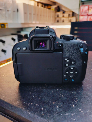 Canon EOS 800D Digital SLR with 18-55 is STM used (308071027840) (782253182)